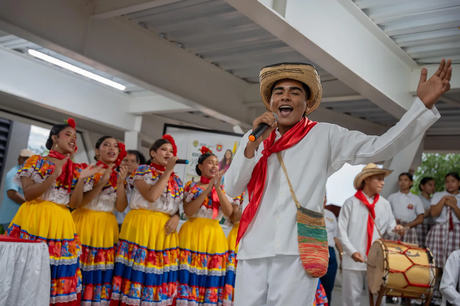 Presentación tradicional — Fundación El Chandé (foto 11 de 19).